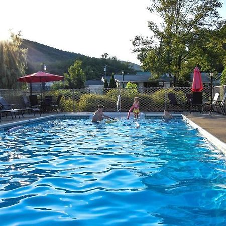 Adirondack Sunrise Lodge Lake George Eksteriør bilde